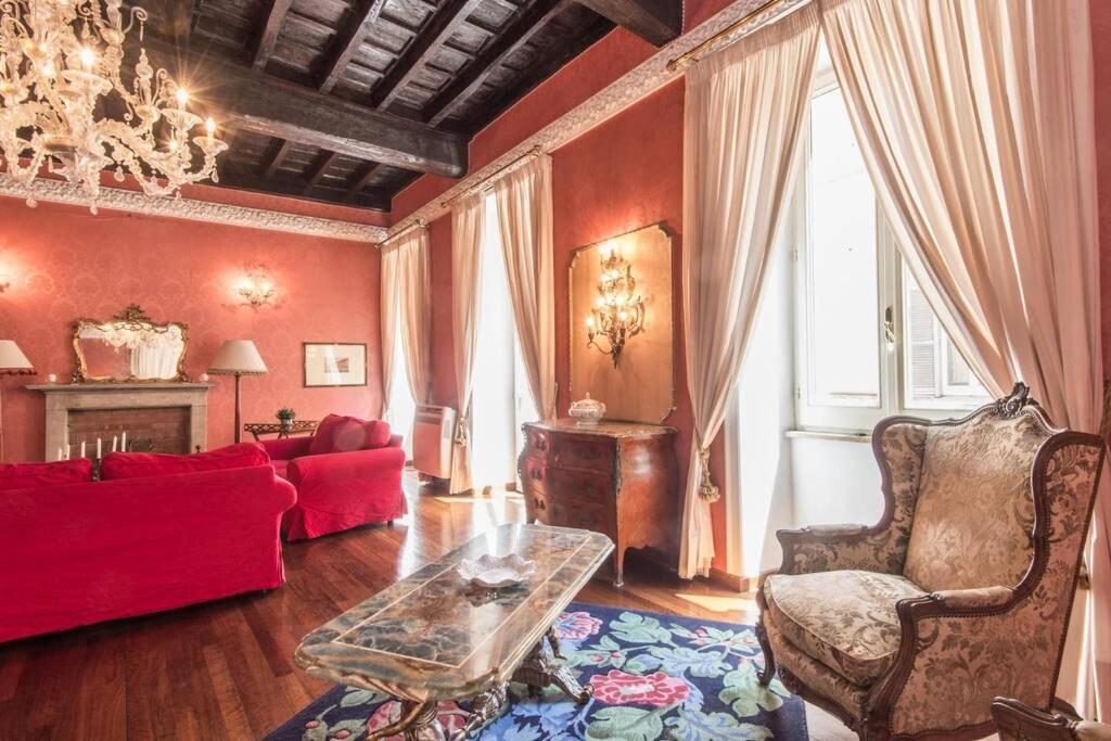 Spanish Steps Deluxe Apartment Rome